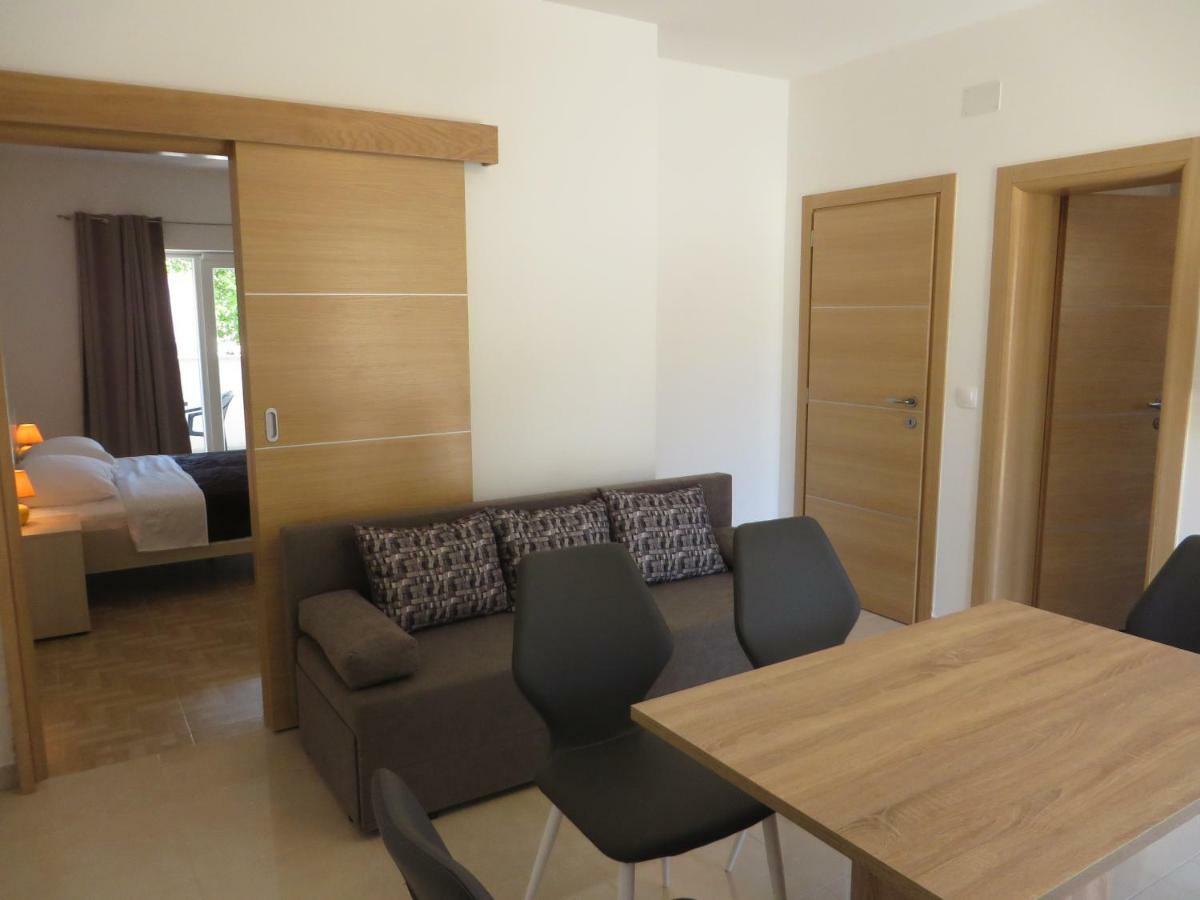 ביוגראד נה מורו Luka Apartments מראה חיצוני תמונה